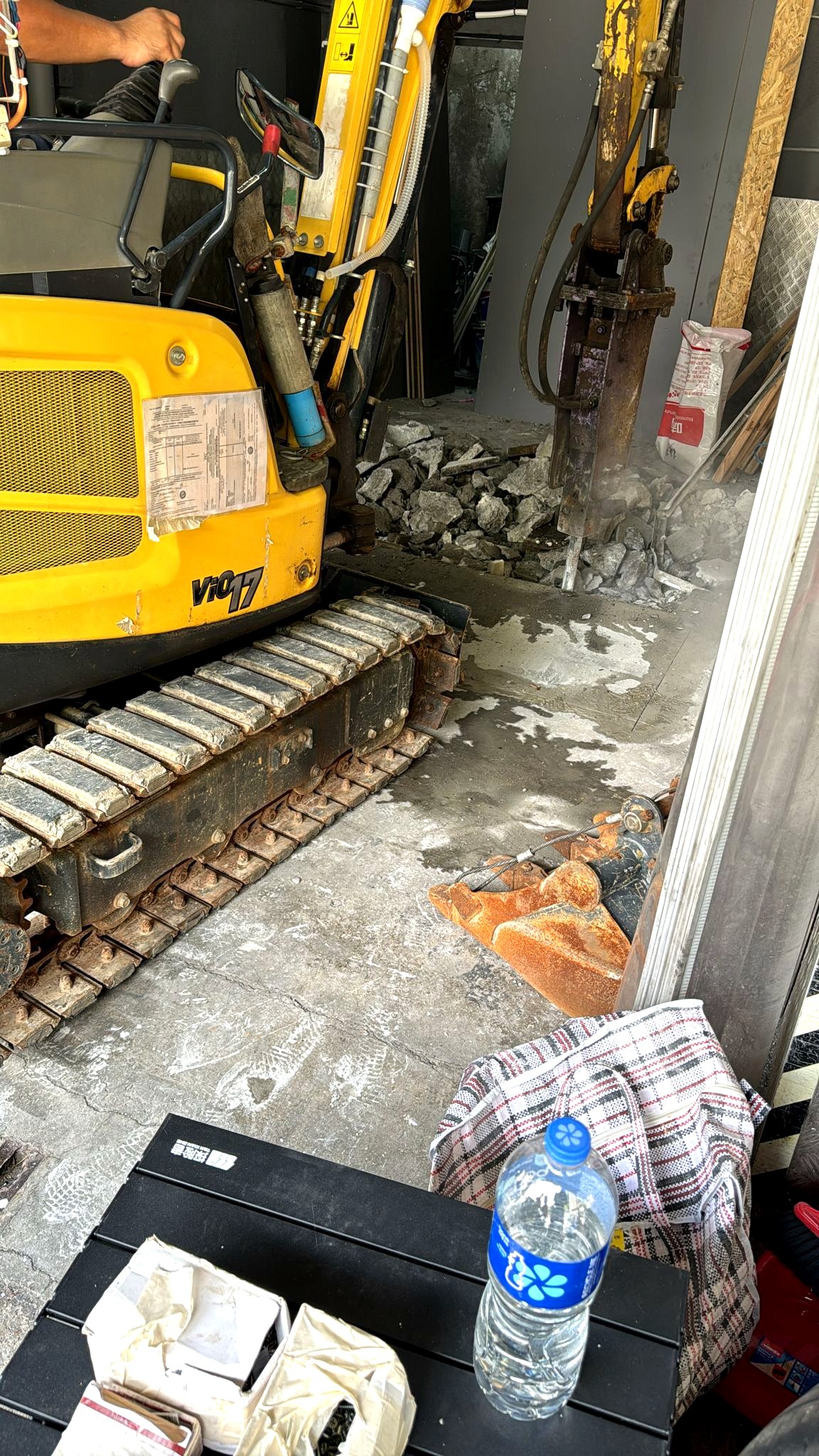 獨立配電箱安裝工程現場